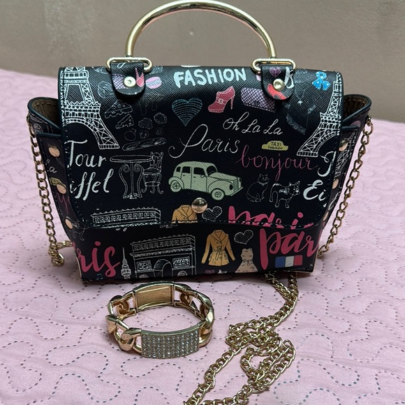 Handbags - Paris Print Women's Bag - Black and Pink